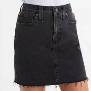 Madewell Women’s Black Denim Skirt - Size 25 - Distressed Hem